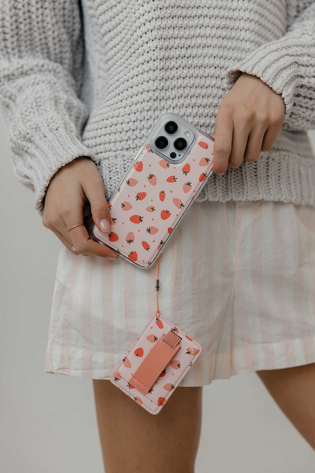Berry Bliss Magnetic Case - Buttercup Lynne Boutique