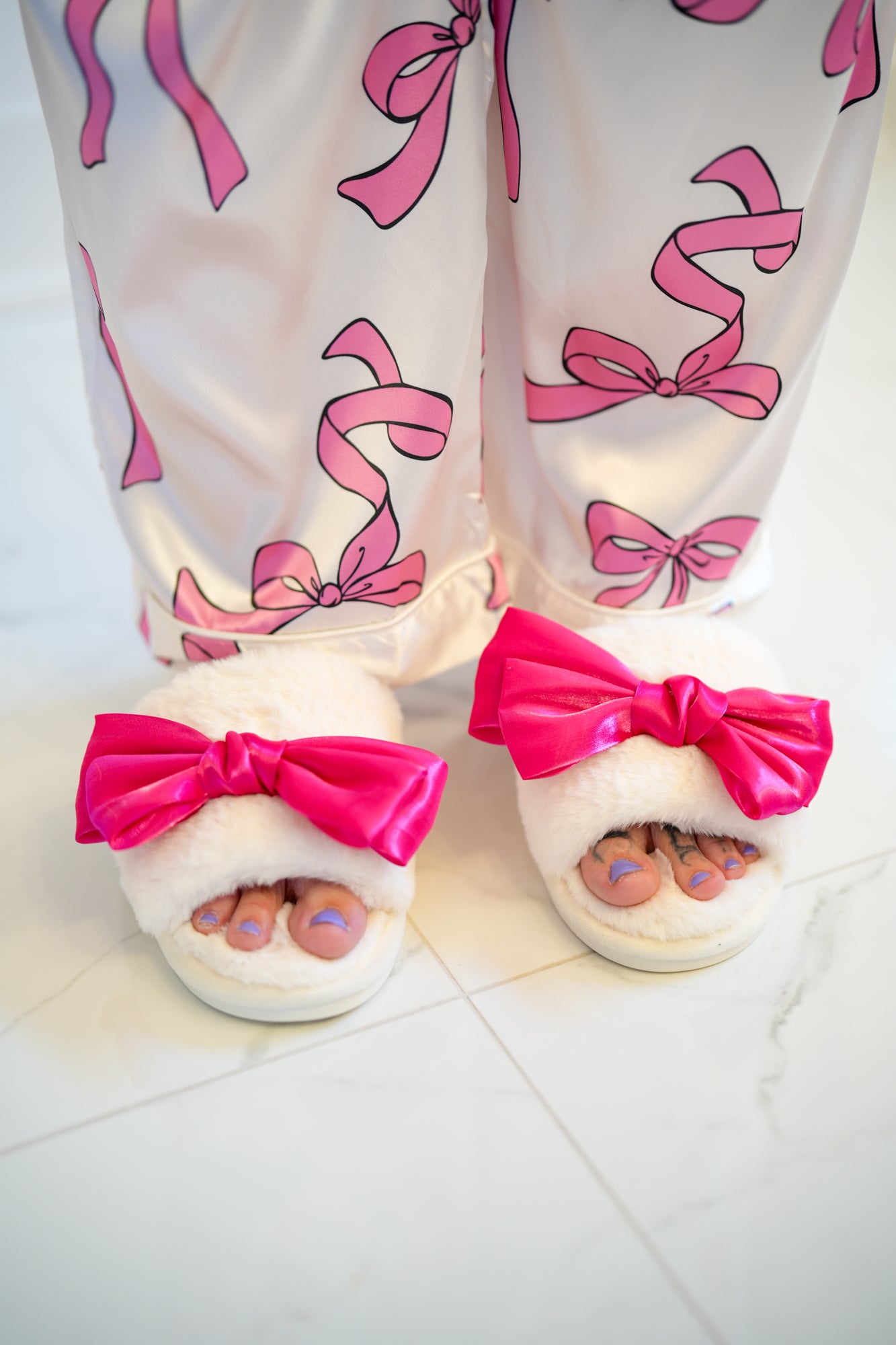Plush Bow Slippers - Buttercup Lynne Boutique