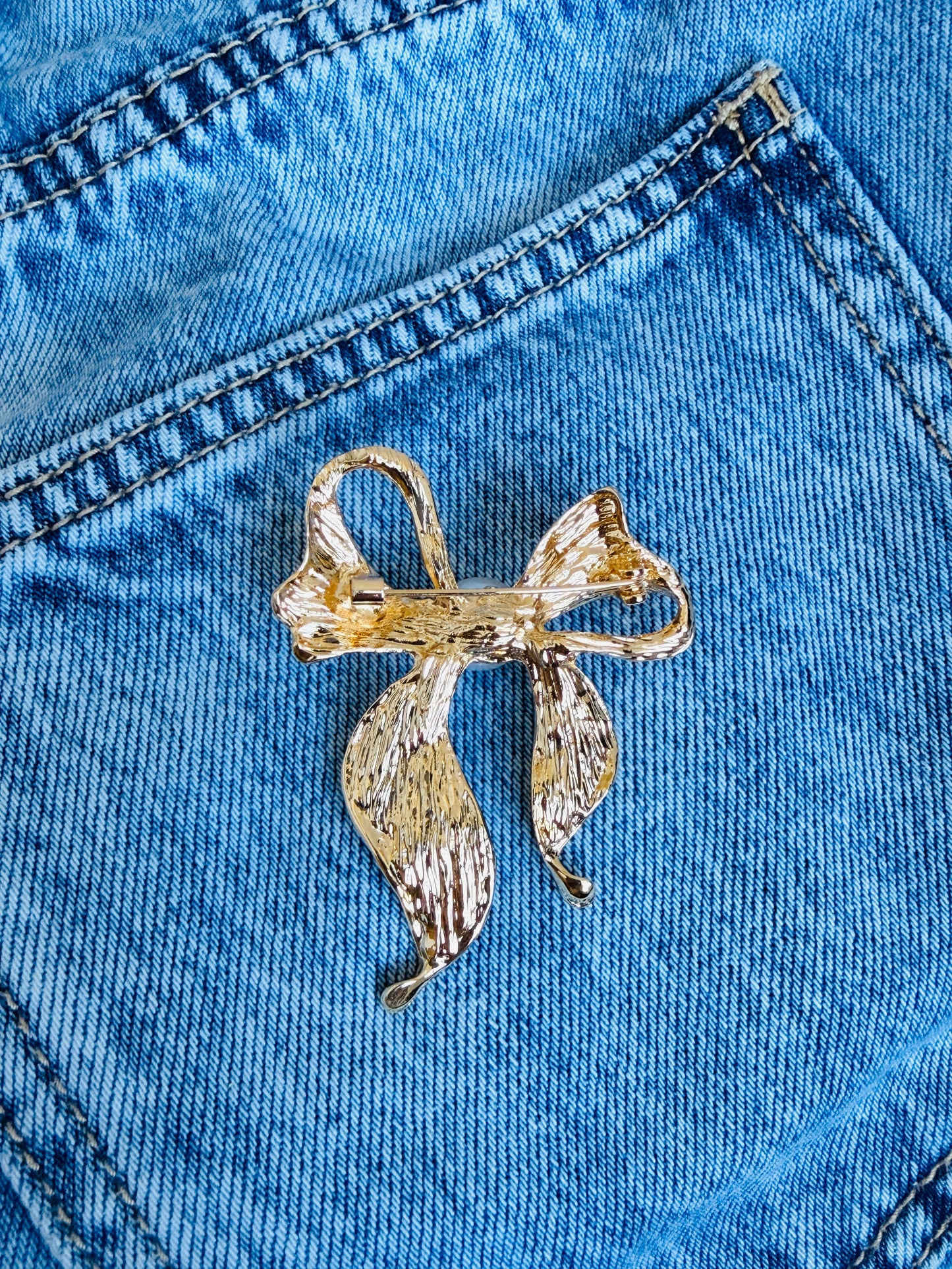 Gold Pearl Bow Brooch