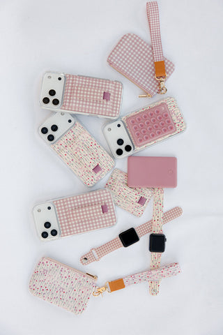Blushing Gingham Magnetic Case