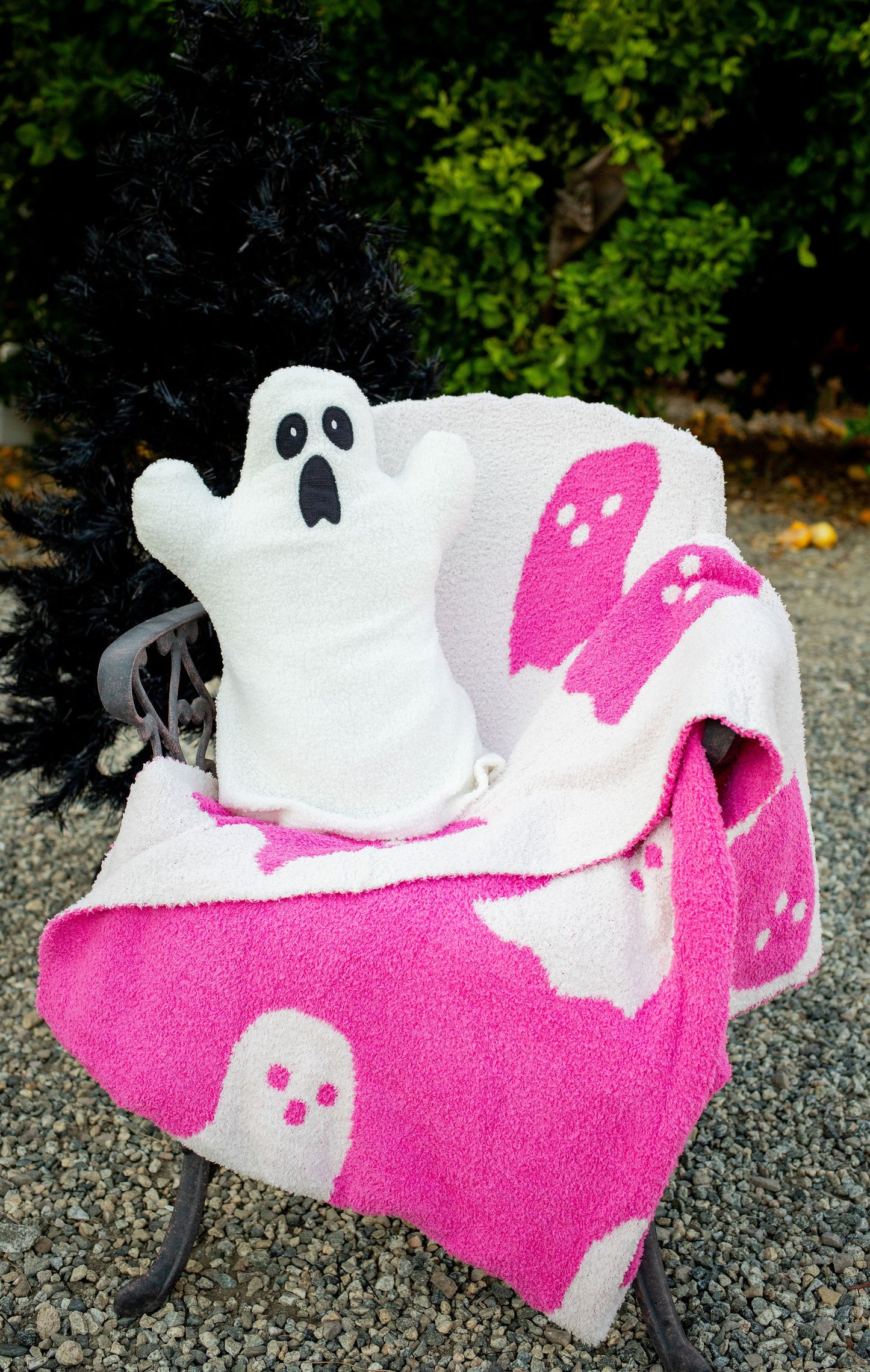 Buddy Boo Sherpa Ghost Pillow