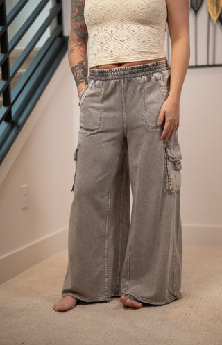 Easel Washed Terry Knit Cargo Pants