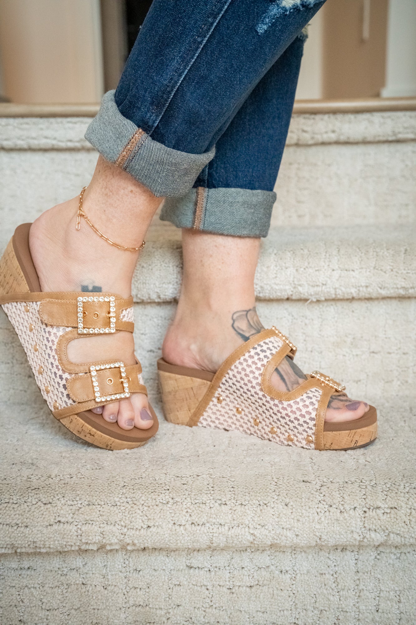 Main Squeeze Wedge Sandals