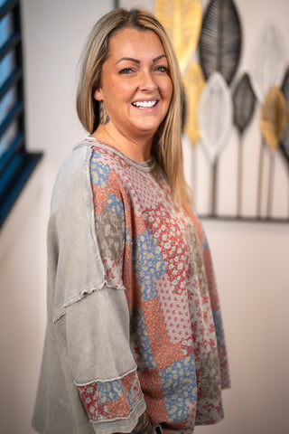Patchwork Garden Pullover Easel