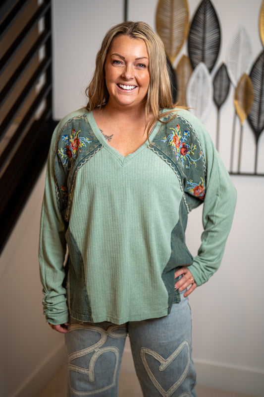 Oli & Hali Washed Floral Embroidered Ruched Sleeve Top in Teal