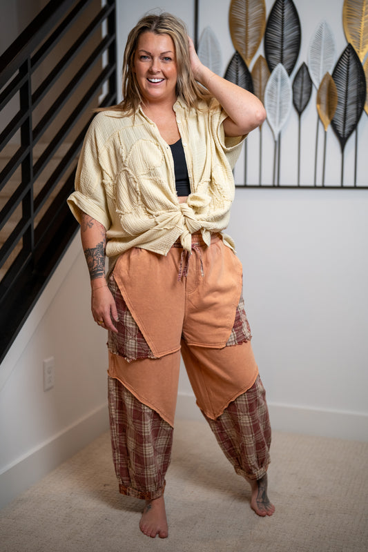 Oli & Hali Washed Plaid Mixed Terry Quilted Detail Pants – Taupe