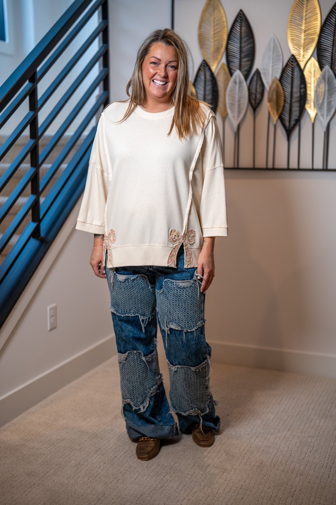 Easel Bow Patch Washed Terry Pullover