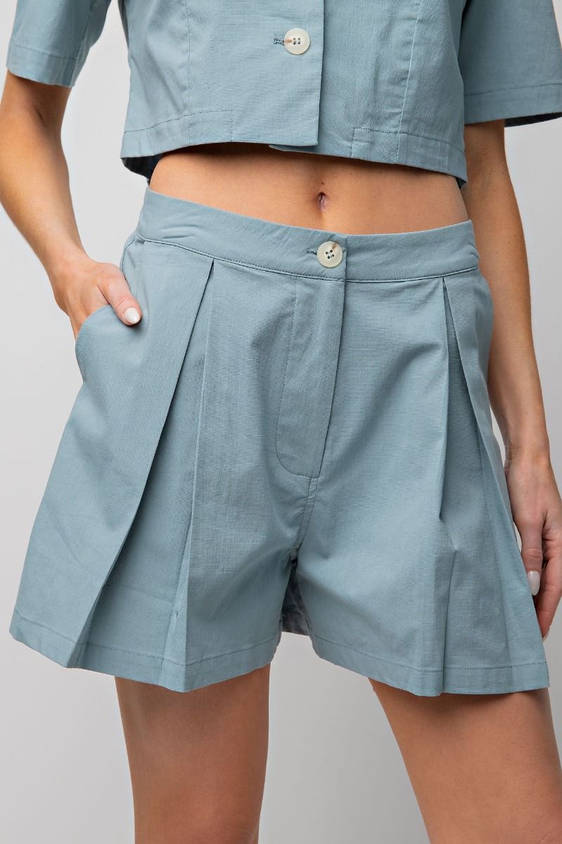 Easel Pintuck Bermuda Shorts
